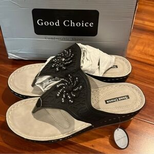 Good Choice Allie Black With Rhinestones Sandals Women's Size 9